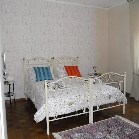 Campi Flegrei 公寓